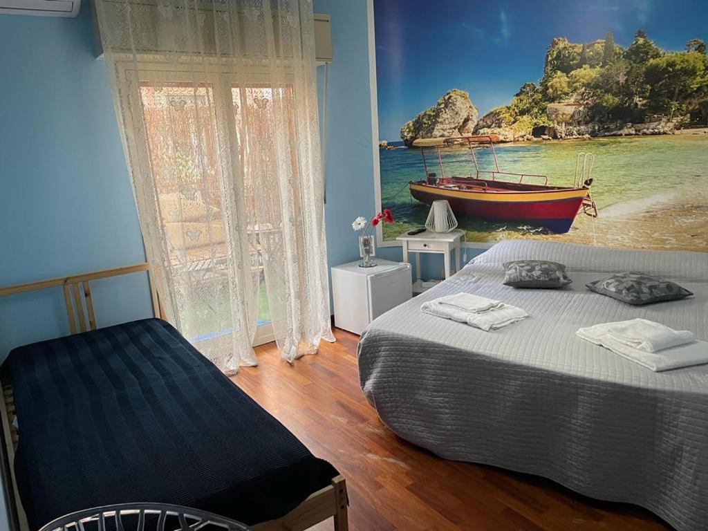 Locami Holiday&Rooms Suite Jolanda Catania Ngoại thất bức ảnh