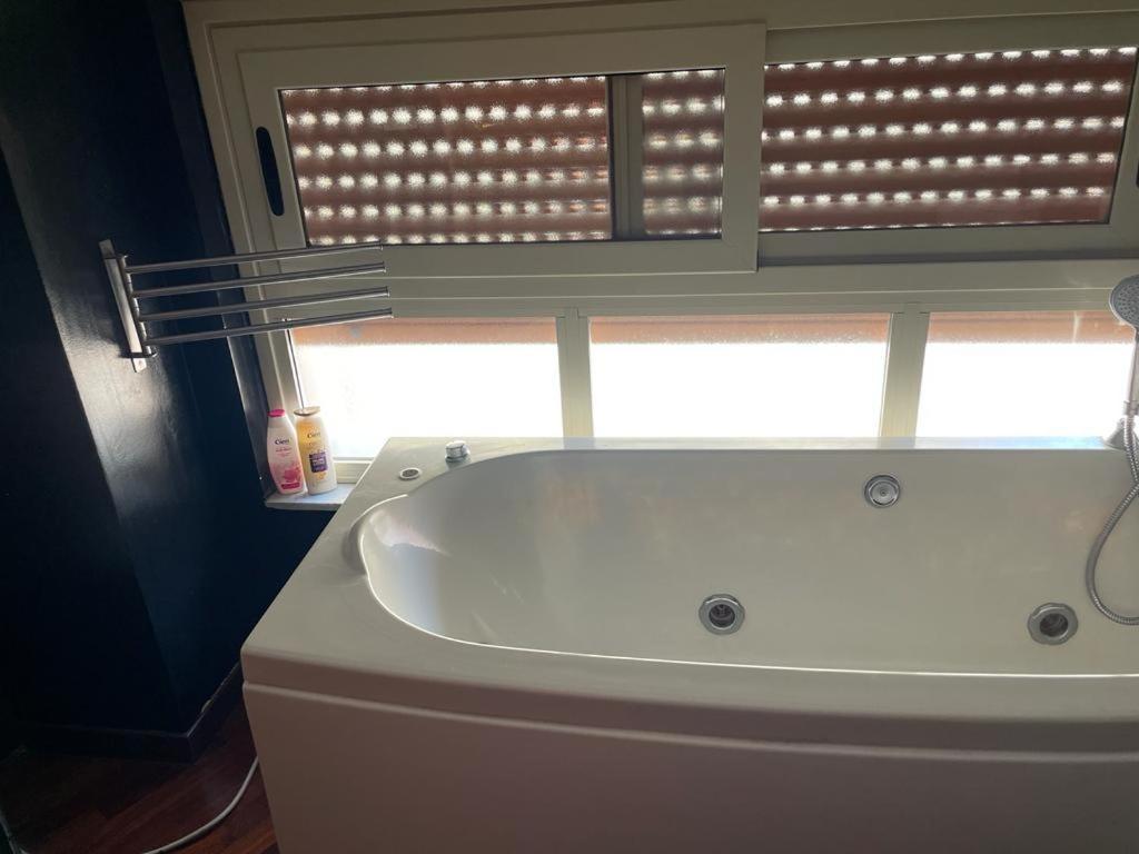 Locami Holiday&Rooms Suite Jolanda Catania Ngoại thất bức ảnh