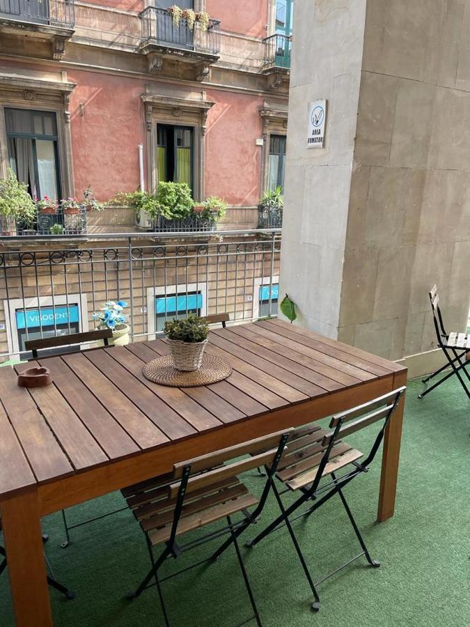 Locami Holiday&Rooms Suite Jolanda Catania Ngoại thất bức ảnh